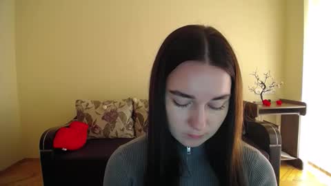 Jaklin online show from October 11, 2025, 8:13 am