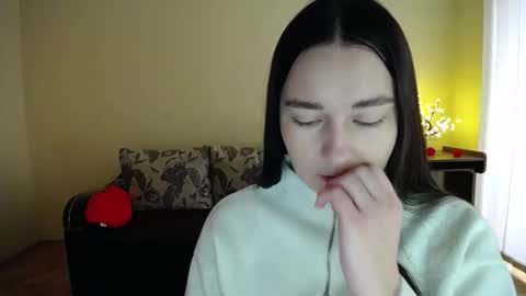 Jaklin online show from February 5, 2026, 9:47 am