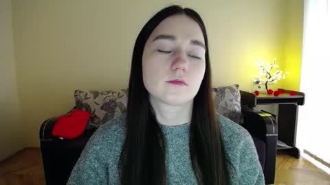 Jaklin online show from April 1, 2026, 8:48 am