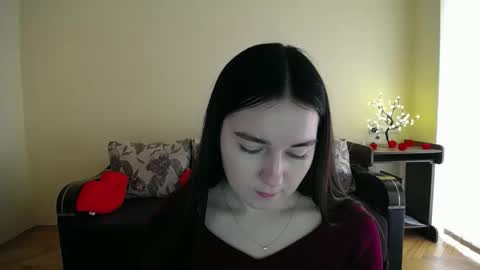 Jaklin online show from April 15, 2026, 9:05 am