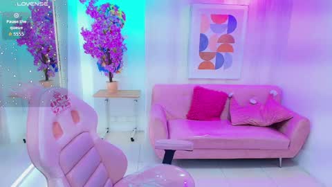 Snapshot of gabby_evanns chatting on November 6, 2025, 12:06 pm gabby_evanns online show from November 6, 2025, 12:06 pm