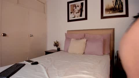 Snapshot of gabby_london chatting on December 23, 2024, 3:12 pm Gabriela online show from December 23, 2024, 3:12 pm