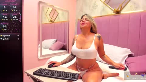 Gaby Santos online show from February 19, 2026, 1:18 pm