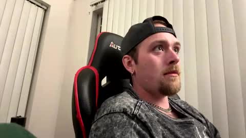 Snapshot of gabed72 chatting on March 5, 2026, 4:52 am Gabe online show from March 5, 2026, 4:52 am