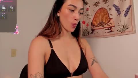 Snapshot of gabee7_ chatting on September 25, 2025, 3:38 pm NEW ACCOUNT Gabriella online show from September 25, 2025, 3:38 pm