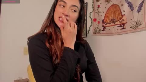 Snapshot of gabee7_ chatting on October 2, 2025, 4:47 pm NEW ACCOUNT Gabriella online show from October 2, 2025, 4:47 pm