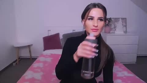 Snapshot of gabi_carter chatting on December 11, 2024, 12:34 pm GabiCarter online show from December 11, 2024, 12:34 pm