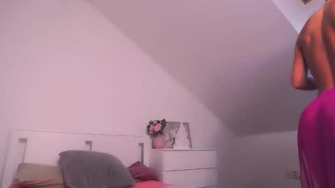 Snapshot of gabi_carter chatting on December 19, 2024, 10:13 am GabiCarter online show from December 19, 2024, 10:13 am