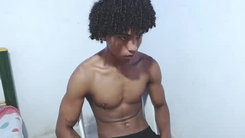 gabi_gol online show from May 13, 2026, 5:43 pm