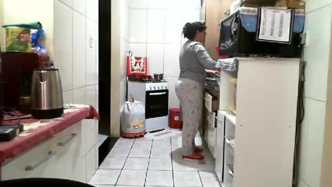 gaby  layla online show from June 14, 2026, 3:08 am