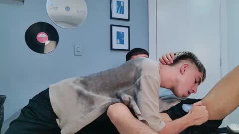 Snapshot of gabriel_and_geronimo chatting on September 26, 2025, 11:42 pm gabriel_and_geronimo online show from September 26, 2025, 11:42 pm