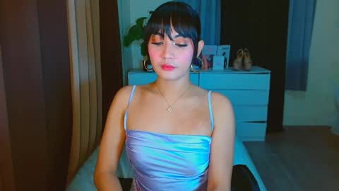gabriela_deluxe online show from March 18, 2026, 12:47 am