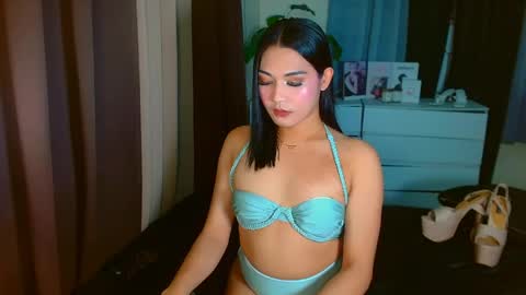 gabriela_deluxe online show from May 8, 2026, 5:29 pm