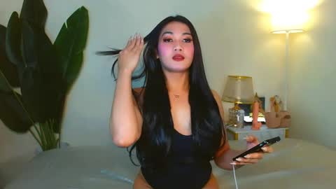 gabriela_deluxe online show from May 15, 2026, 8:27 pm