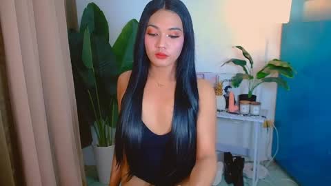 gabriela_deluxe online show from May 31, 2026, 8:32 am