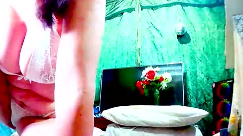 Snapshot of gabriela_sexy chatting on October 6, 2025, 6:38 pm Gabriella Lopez online show from October 6, 2025, 6:38 pm