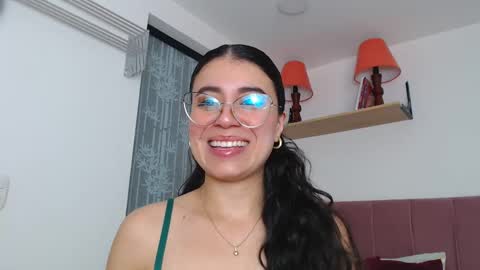 Snapshot of gabrielarossa chatting on December 16, 2024, 12:38 pm GabrielaRossa online show from December 16, 2024, 12:38 pm
