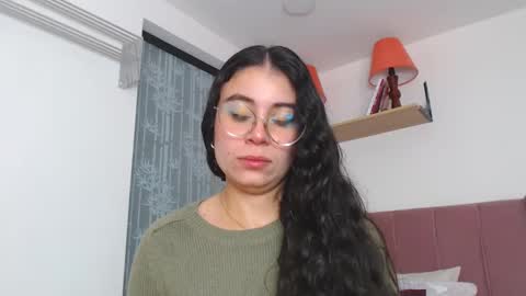 Snapshot of gabrielarossa chatting on January 9, 2025, 12:52 pm GabrielaRossa online show from January 9, 2025, 12:52 pm
