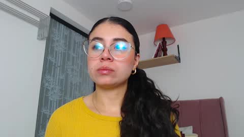 Snapshot of gabrielarossa chatting on January 14, 2025, 1:17 pm GabrielaRossa online show from January 14, 2025, 1:17 pm