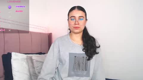 Snapshot of gabrielarossa chatting on October 23, 2025, 1:32 pm GabrielaRossa online show from October 23, 2025, 1:32 pm