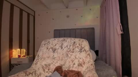 Snapshot of gabrielladurandd chatting on December 23, 2025, 12:19 am Gaby online show from December 23, 2025, 12:19 am