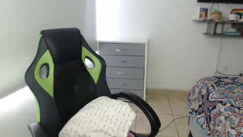 Snapshot of gaby_bluexx chatting on February 7, 2025, 3:30 pm Gaby Blue online show from February 7, 2025, 3:30 pm