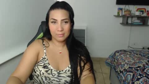 Snapshot of gaby_bluexx chatting on February 12, 2025, 3:49 pm Gaby Blue online show from February 12, 2025, 3:49 pm