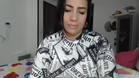 Snapshot of gaby_bluexx chatting on February 18, 2025, 2:59 pm Gaby Blue online show from February 18, 2025, 2:59 pm