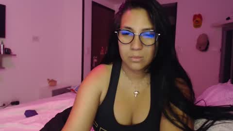 Snapshot of gaby_bluexx chatting on March 9, 2025, 11:03 am Gaby Blue online show from March 9, 2025, 11:03 am