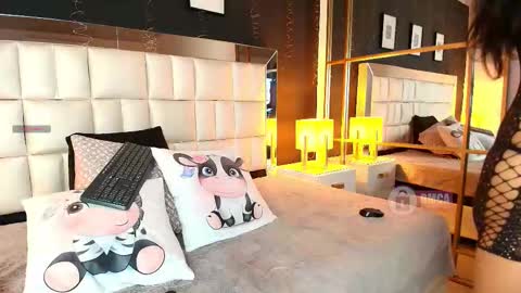 Snapshot of gaby_jazmin chatting on February 1, 2026, 4:16 pm Gaby online show from February 1, 2026, 4:16 pm