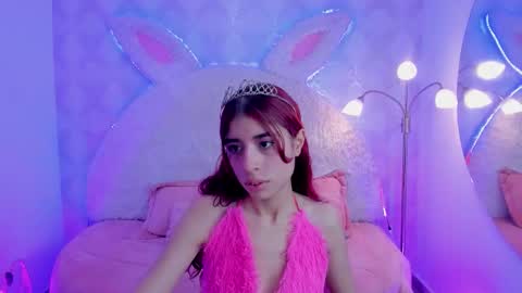 Snapshot of gaby_louse chatting on October 9, 2025, 5:00 pm Gaby online show from October 9, 2025, 5:00 pm