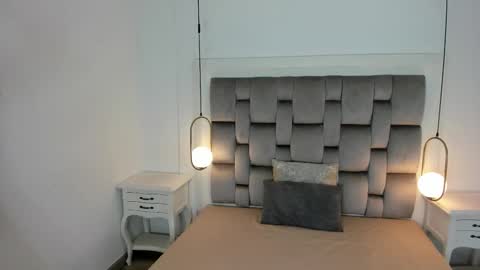 GABRIELA  online show from November 21, 2025, 11:31 am