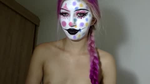 gabygumms online show from December 4, 2025, 7:33 pm