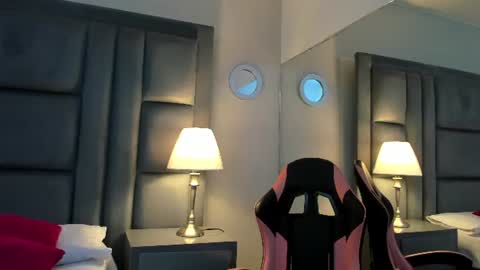 Snapshot of gabymoreau chatting on July 14, 2026, 7:19 pm gabymoreau online show from July 14, 2026, 7:19 pm