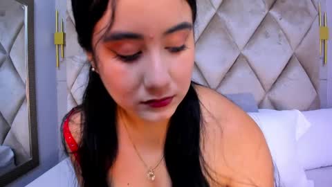 Gaby  online show from April 7, 2026, 12:05 pm