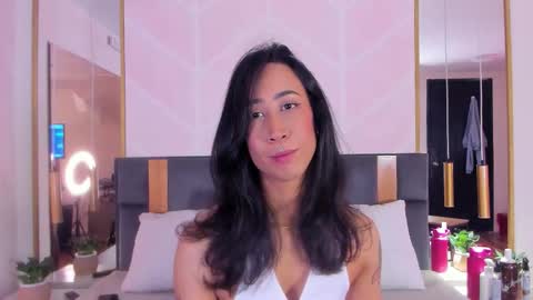 Gaby online show from November 9, 2025, 2:15 pm