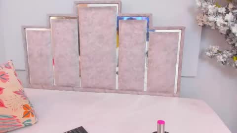 gabyyjones online show from February 26, 2025, 11:30 am