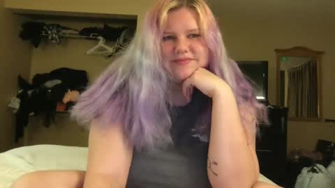 Snapshot of gaebaetae chatting on December 6, 2024, 5:00 pm Eryn online show from December 6, 2024, 5:00 pm