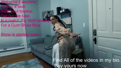 Snapshot of gagngush chatting on February 21, 2025, 1:44 pm Rhi Connor   online show from February 21, 2025, 1:44 pm