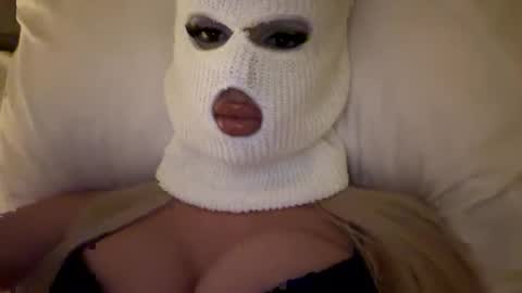 Snapshot of gaia_brv chatting on May 11, 2026, 7:33 pm Feetbaabe online show from May 11, 2026, 7:33 pm