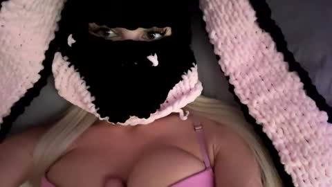 Snapshot of gaia_brv chatting on May 25, 2026, 2:23 pm Feetbaabe online show from May 25, 2026, 2:23 pm