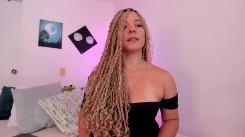 gaia_stonne online show from October 28, 2025, 12:19 pm