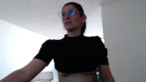 Snapshot of gaitan4 chatting on January 15, 2025, 8:58 pm gaitan4 online show from January 15, 2025, 8:58 pm