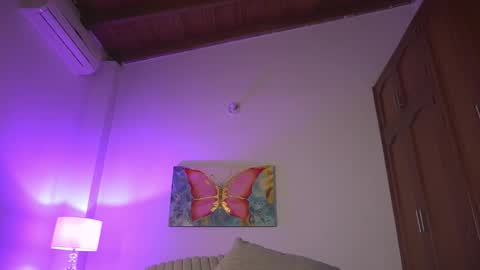 Snapshot of gala_monroe chatting on November 25, 2025, 11:10 am gala_monroe online show from November 25, 2025, 11:10 am