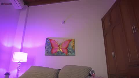 Snapshot of gala_monroe chatting on November 26, 2025, 11:11 am gala_monroe online show from November 26, 2025, 11:11 am