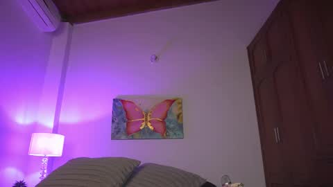 Snapshot of gala_monroe chatting on December 4, 2025, 11:08 am gala_monroe online show from December 4, 2025, 11:08 am