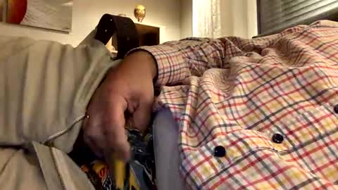Snapshot of gallimanxxleu chatting on May 13, 2026, 9:11 pm Stutzen online show from May 13, 2026, 9:11 pm