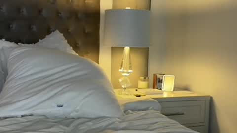 gamer_gal633618 online show from January 15, 2026, 1:43 am