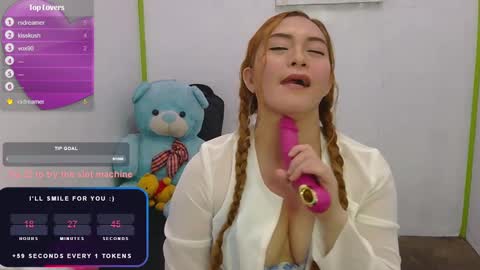 Snapshot of gamerstar9 chatting on December 4, 2024, 7:39 am Jena online show from December 4, 2024, 7:39 am