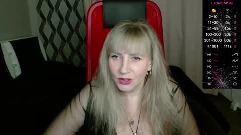 Snapshot of ganet469 chatting on November 16, 2025, 5:18 pm Janette online show from November 16, 2025, 5:18 pm